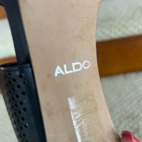 Aldo Black Perforated Heels - Picture 12 of 13